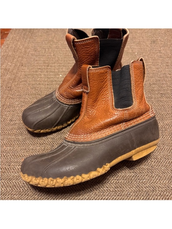 L.L. Bean Other - L.L. Bean bean boots Chelsea Brown Leather Duck Boots men’s size 8